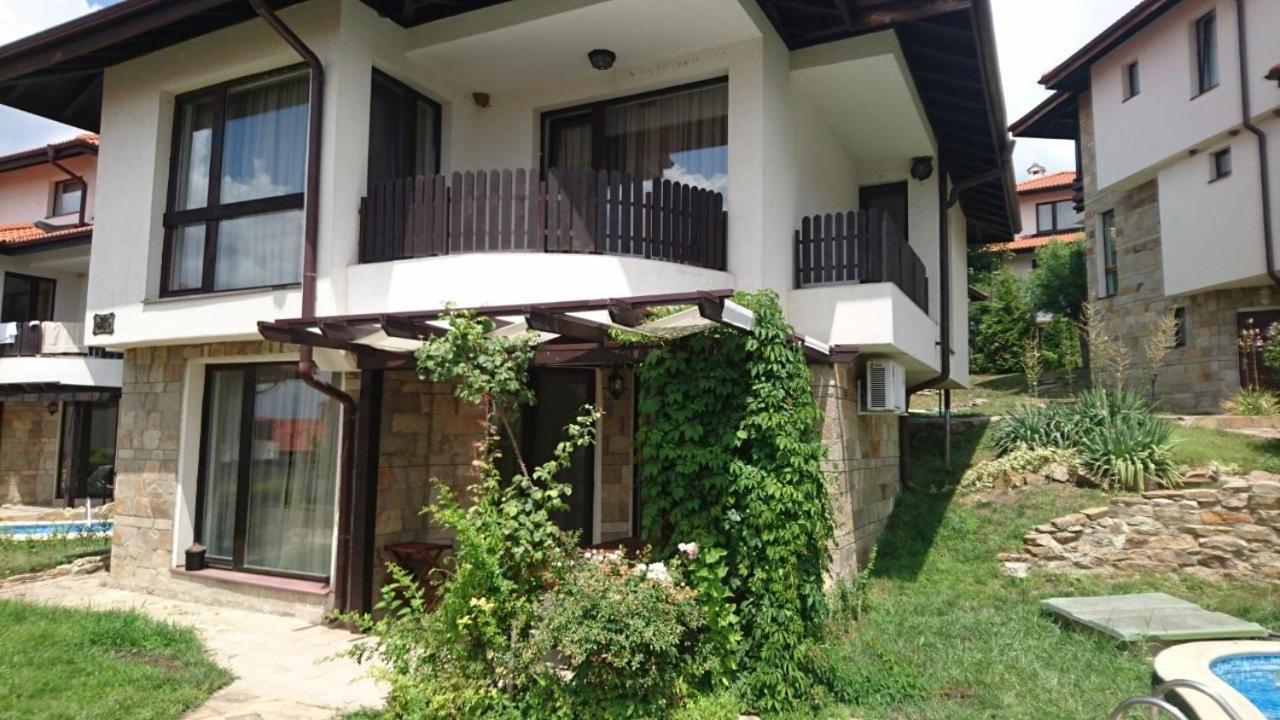 Villa Nina - Bay View Villas Kosharitsa Buitenkant foto