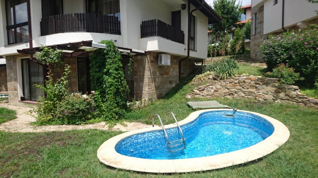 Villa Nina - Bay View Villas Kosharitsa Buitenkant foto